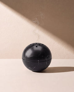 TAMA incense burner in Nero Marquina marble